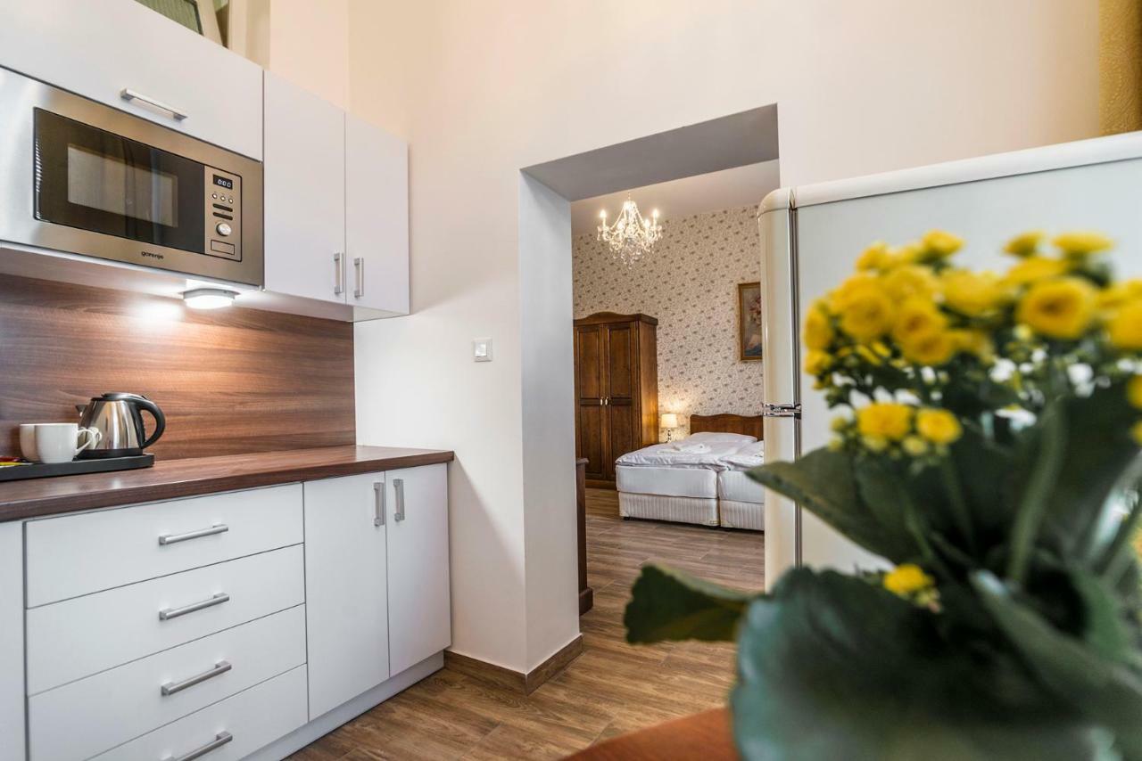Retro Apartments Bosak Contactless Check-In Prešov Exteriör bild