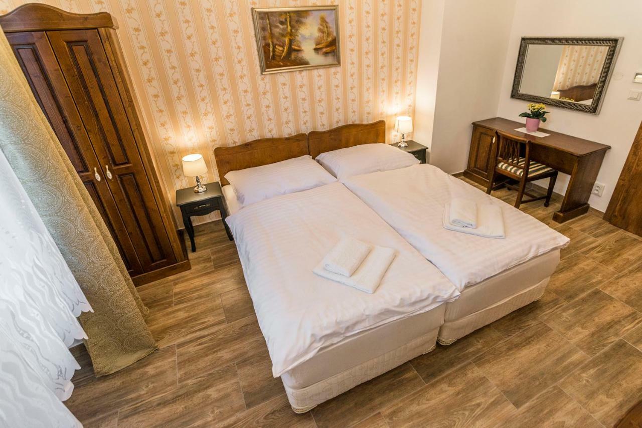 Retro Apartments Bosak Contactless Check-In Prešov Exteriör bild